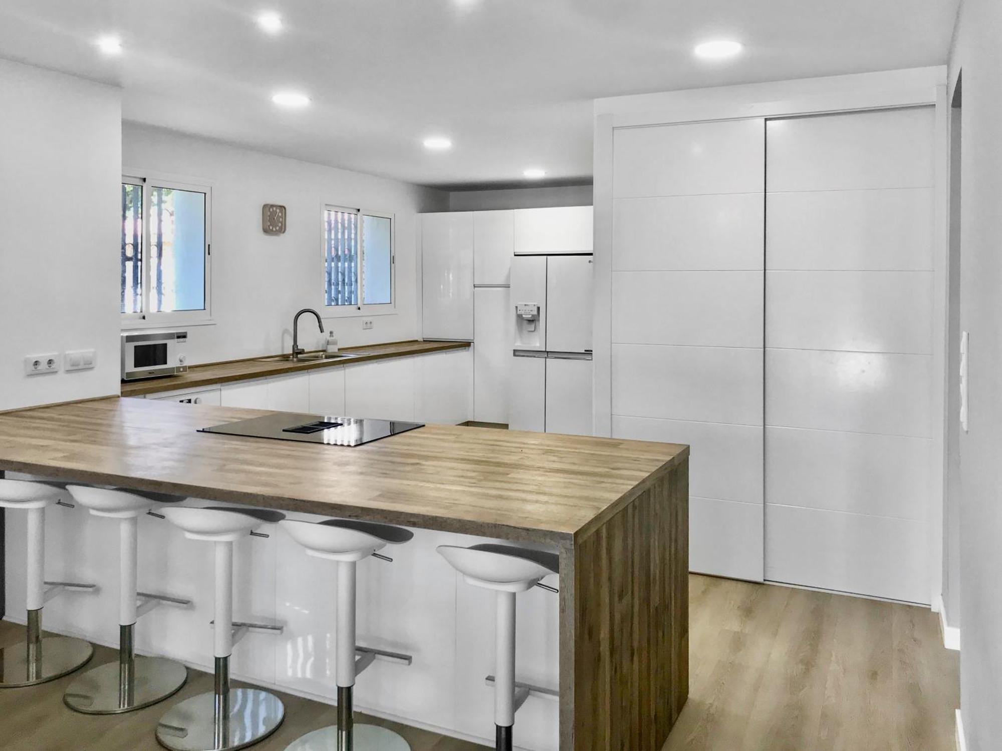 Villa Alamos Jerez I Piscina Salada Climatizada I Bbq I Jardines I 850M2 Jerez de la Frontera Exterior foto