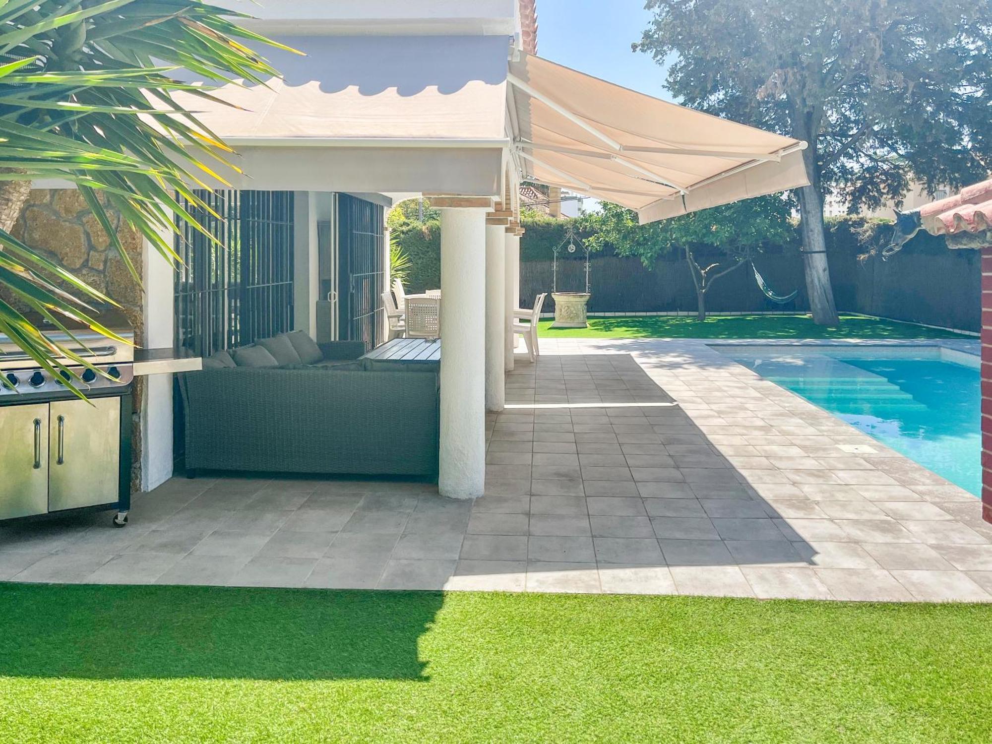 Villa Alamos Jerez I Piscina Salada Climatizada I Bbq I Jardines I 850M2 Jerez de la Frontera Exterior foto